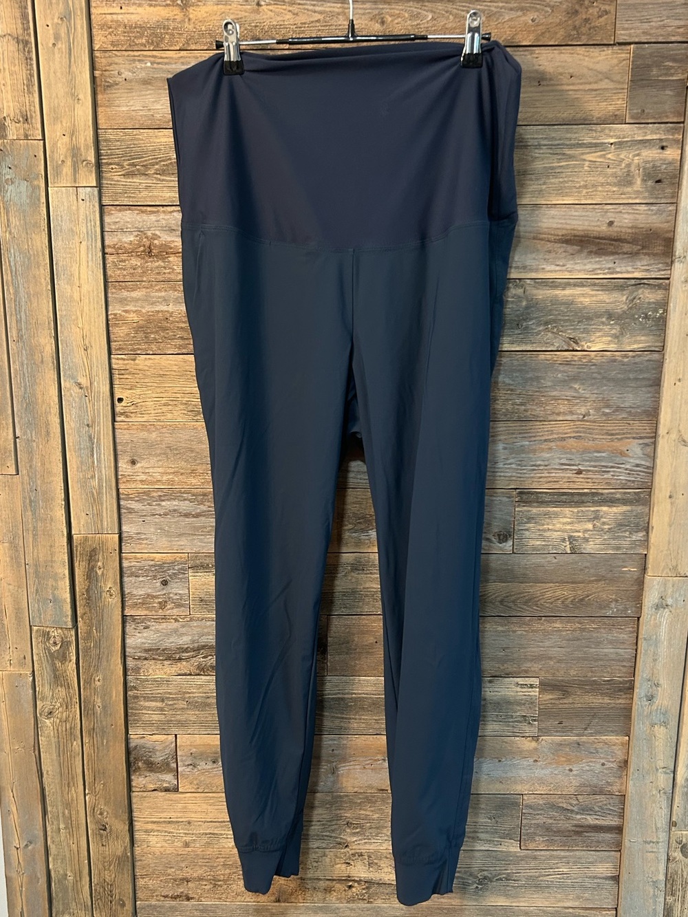 Old Navy Active Sleektech Maternity Navy Joggers - size L